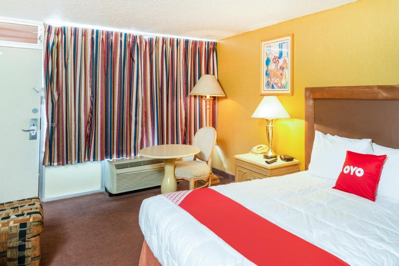 Oyo Hotel Guymon Ok Us-64 Екстериор снимка