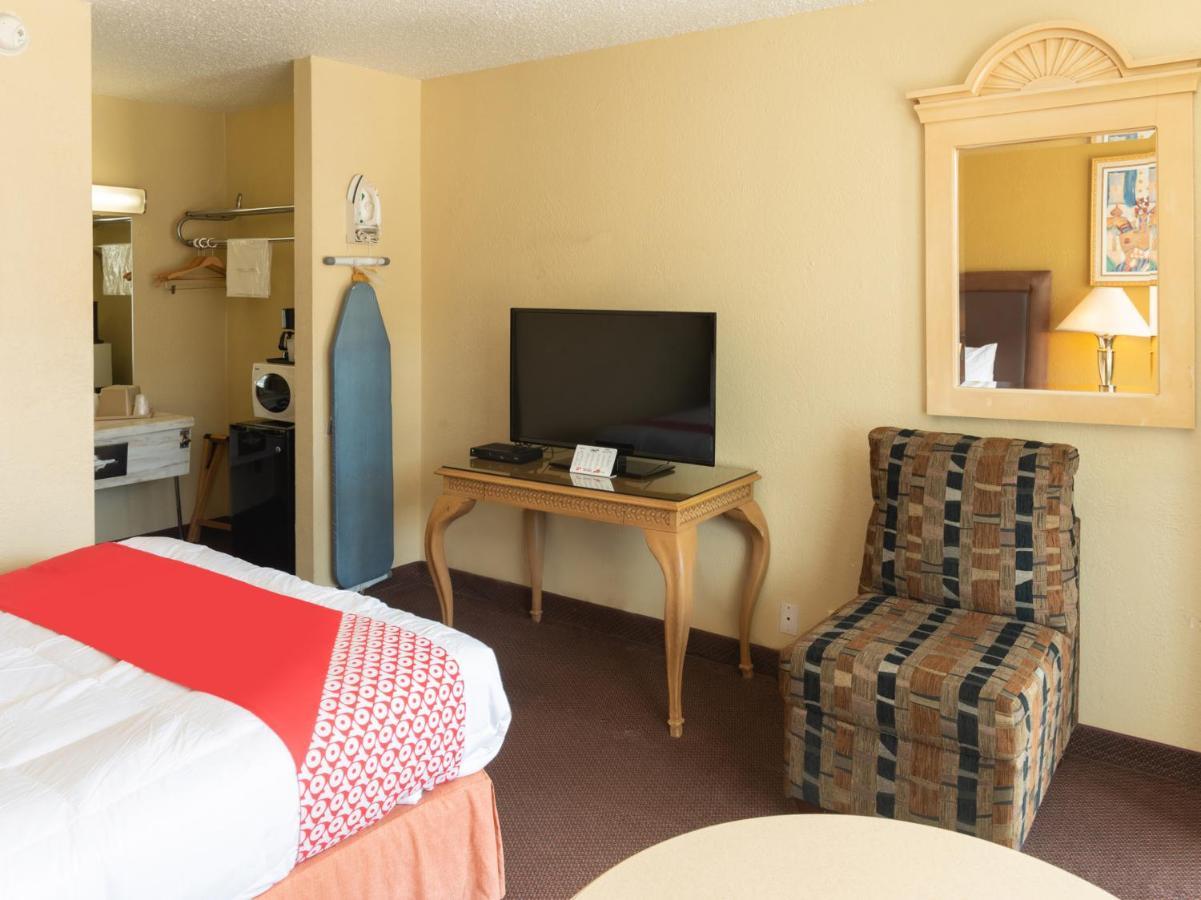 Oyo Hotel Guymon Ok Us-64 Екстериор снимка