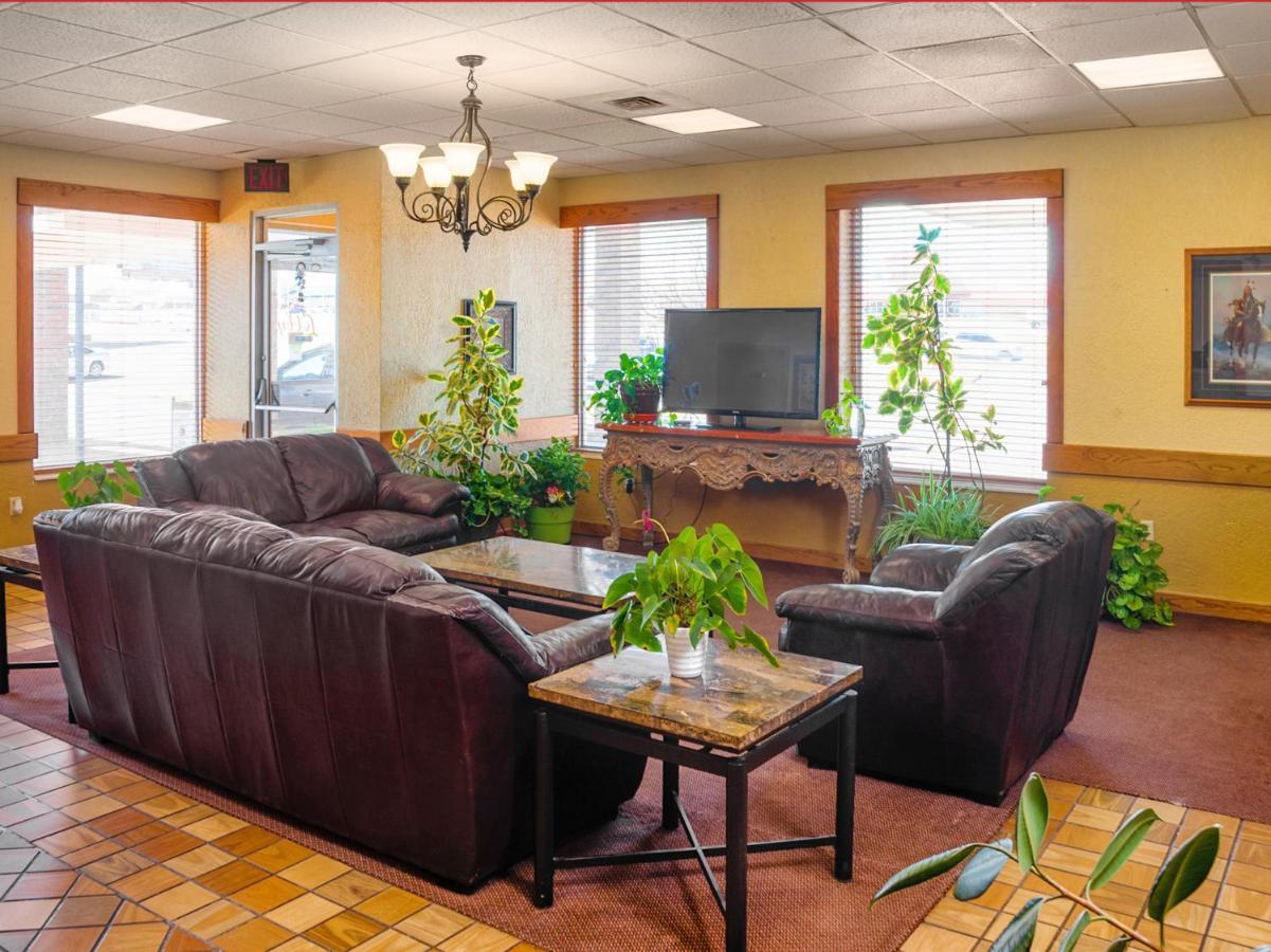 Oyo Hotel Guymon Ok Us-64 Екстериор снимка