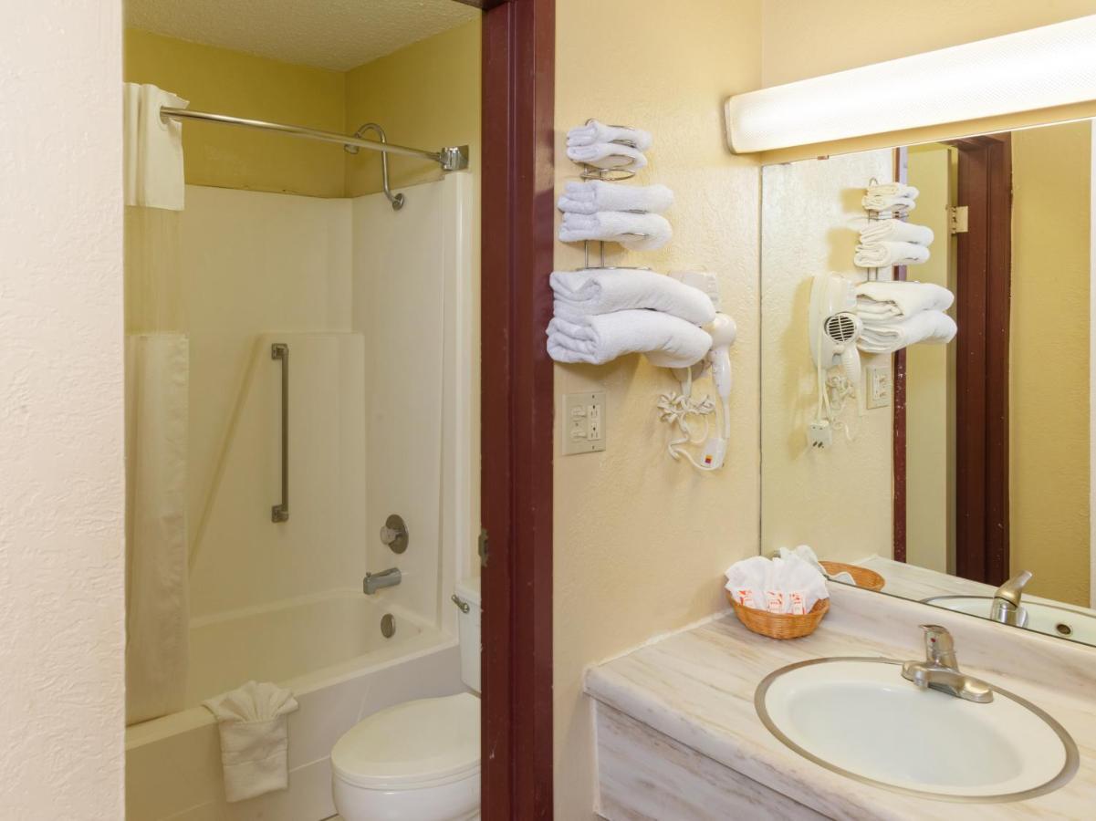 Oyo Hotel Guymon Ok Us-64 Екстериор снимка
